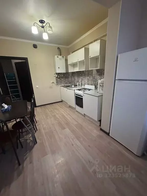 1-к кв. Адыгея, Тахтамукайский район, Яблоновский пгт Шоссейная ул., ... - Фото 0