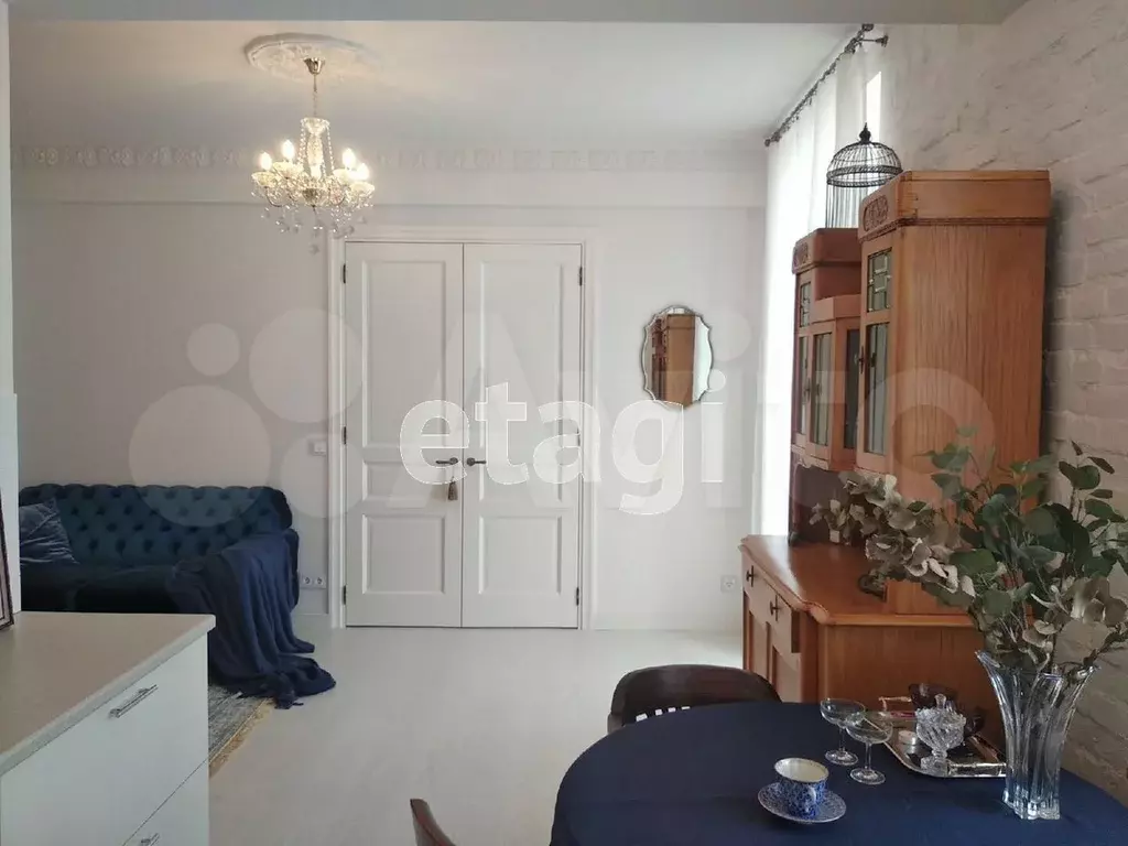 1-к. квартира, 60 м, 4/4 эт. - Фото 1