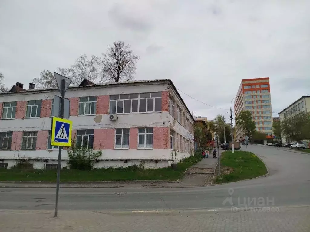 Офис в Удмуртия, Ижевск Милиционная ул., 14 (49 м) - Фото 2