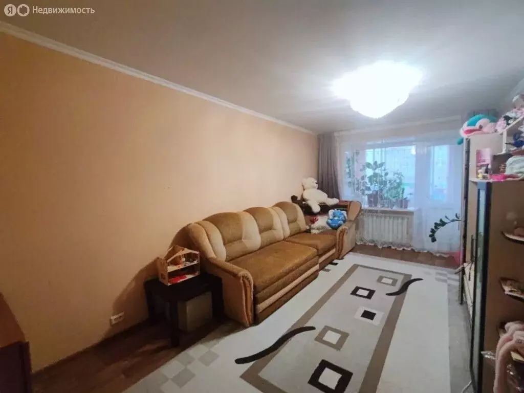 3-комнатная квартира: Елабуга, проспект Нефтяников, 20 (58.4 м) - Фото 1