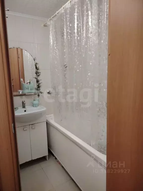 2-к кв. Удмуртия, Ижевск ул. А.Н. Сабурова, 13 (43.0 м) - Фото 0