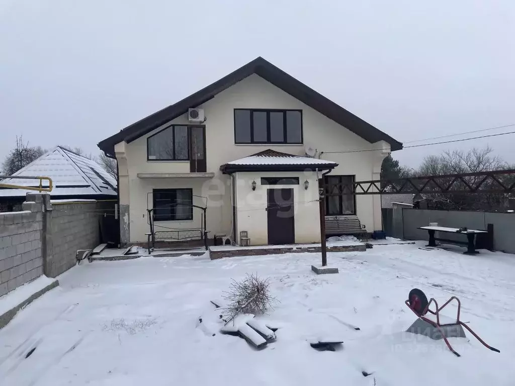 Дом в Ставропольский край, Минеральные Воды Летный пер. (320 м) - Фото 1