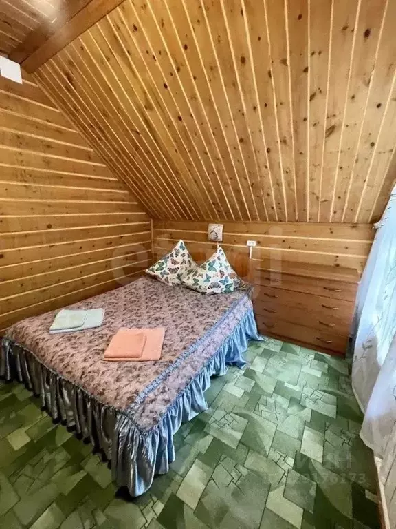 Дом в Алтай, Турочакский район, с. Иогач Центральная ул., 64Б (300 м) - Фото 1