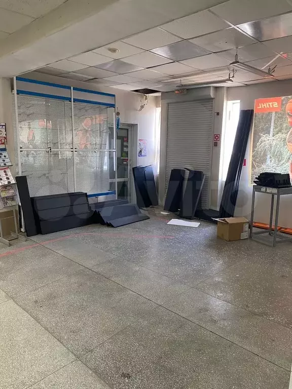 Торговая площадь, 292 м - Фото 0