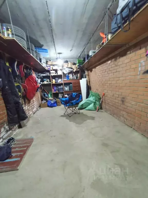 Гараж в Свердловская область, Екатеринбург ул. Фронтовых Бригад, 14 ... - Фото 1