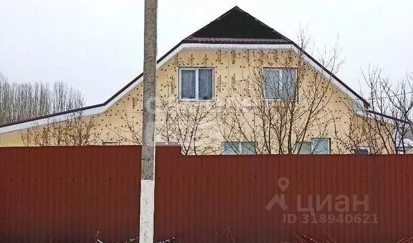 Дом в Белгородская область, Старооскольский городской округ, с. ... - Фото 0