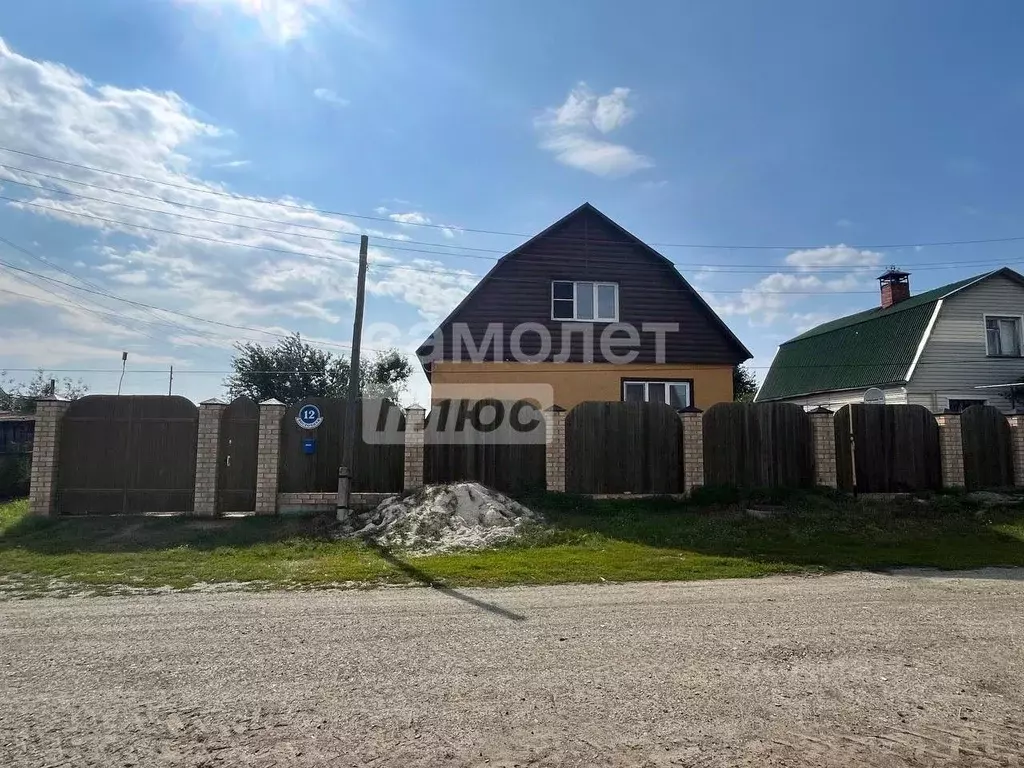 Дом в Челябинская область, Еткульский муниципальный округ, с. ... - Фото 1