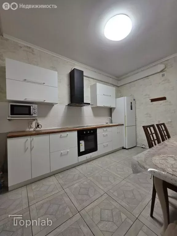 3-комнатная квартира: Калининград, Судостроительная улица, 17Д (70 м) - Фото 2