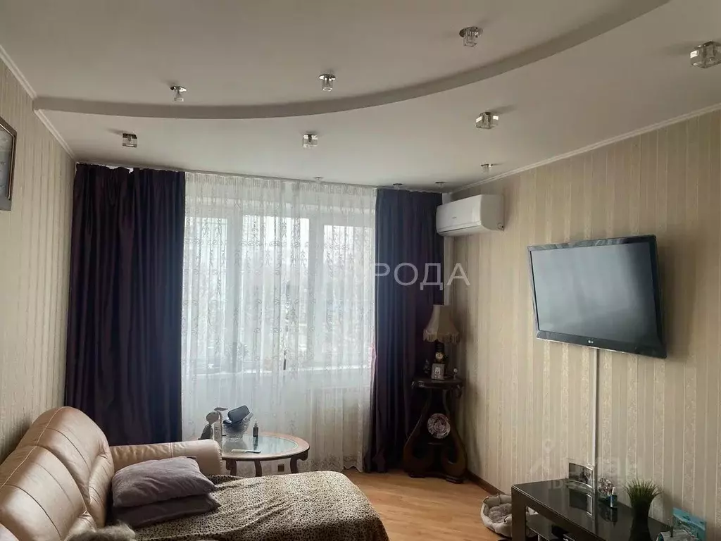 2-к кв. Кемеровская область, Новокузнецк Кузнецкстроевский просп., 8 ... - Фото 1