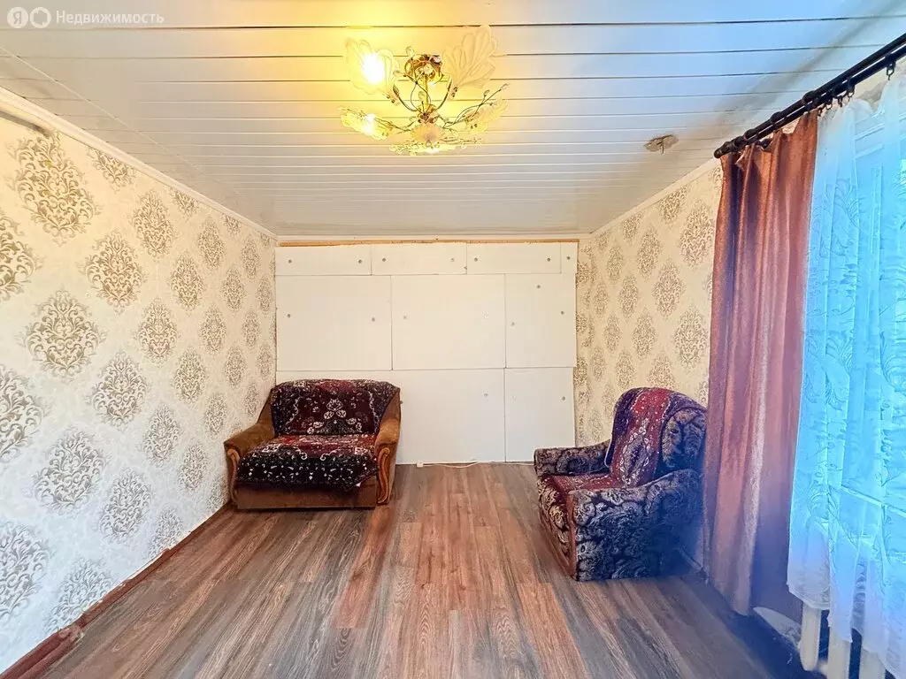 1-комнатная квартира: Валдай, улица Выскодно 2, 9 (27.2 м) - Фото 0