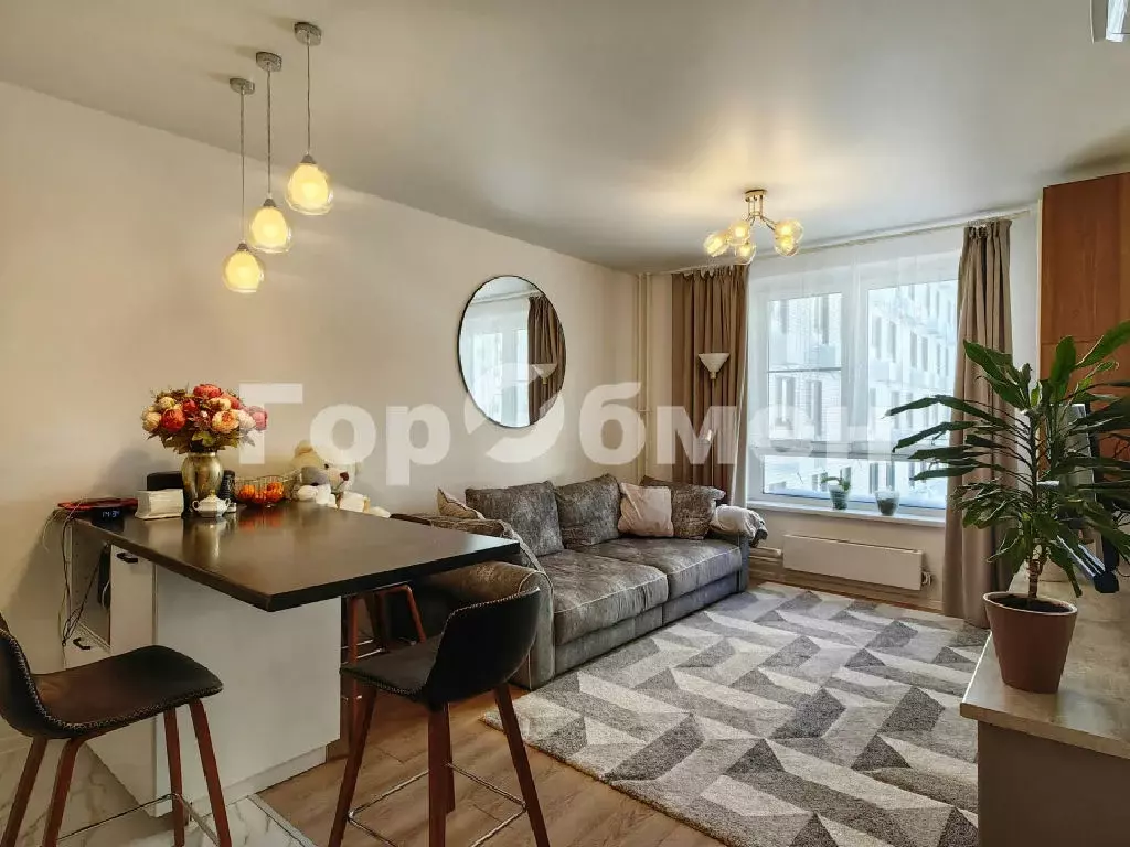 Продается 3-комнатная квартира - Фото 2