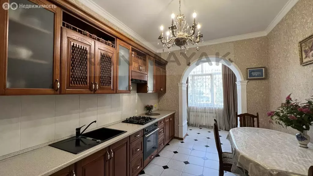 4-комнатная квартира: Майкоп, улица Гайдара, 119 (104.7 м) - Фото 0