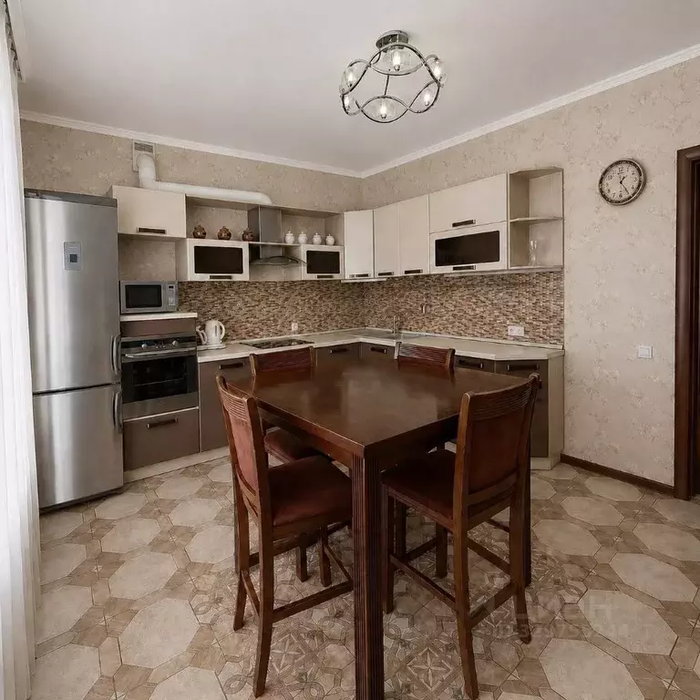 2-к кв. Башкортостан, Уфа просп. Салавата Юлаева, 3 (75.0 м) - Фото 1