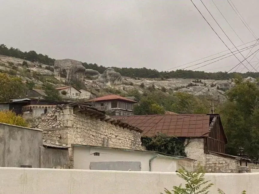 2-к кв. Крым, Бахчисарай ул. Речная, 86 (48.0 м) - Фото 1