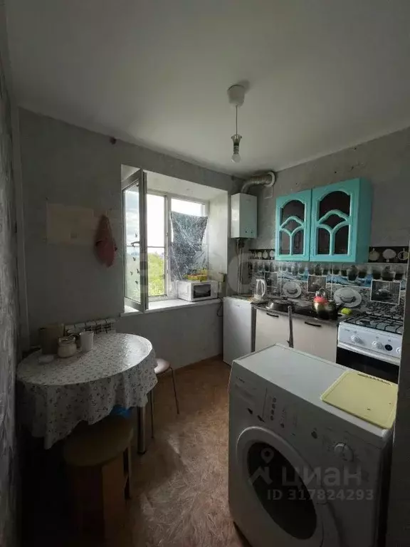 2-к кв. Калмыкия, Элиста 1-й мкр, 32 (43.9 м) - Фото 0