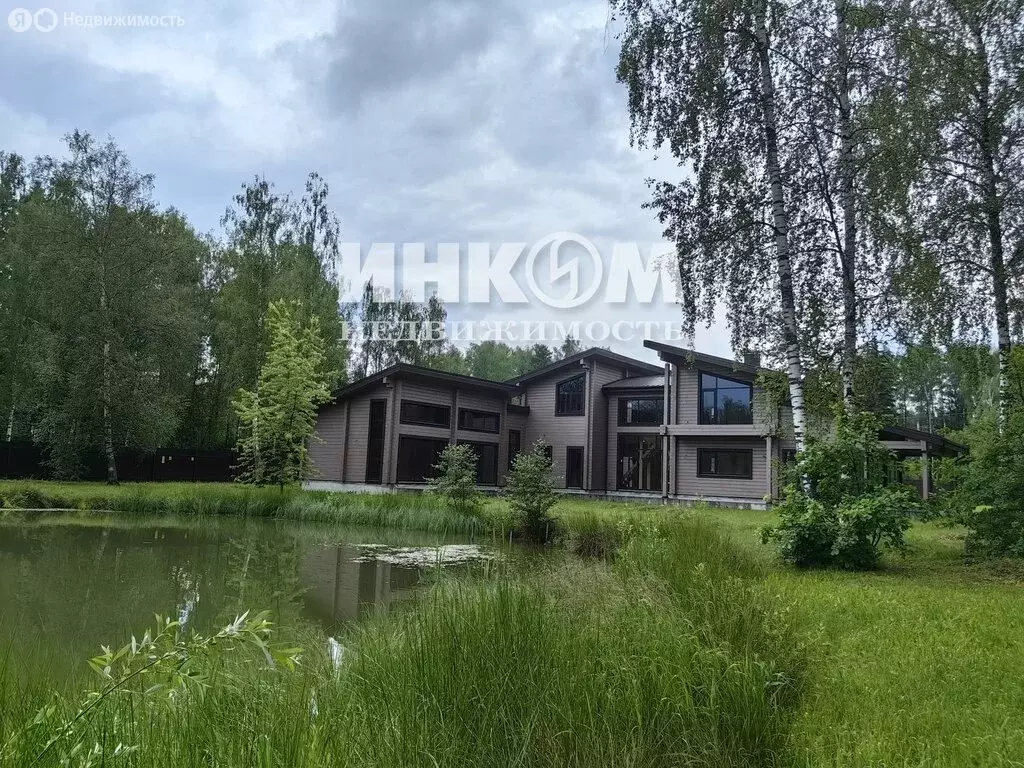 Дом в Боровский район, село Ворсино (400 м) - Фото 0