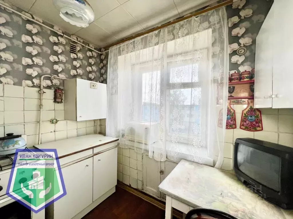 2-к кв. Нижегородская область, Дзержинск Октябрьская ул., 78 (46.2 м) - Фото 0