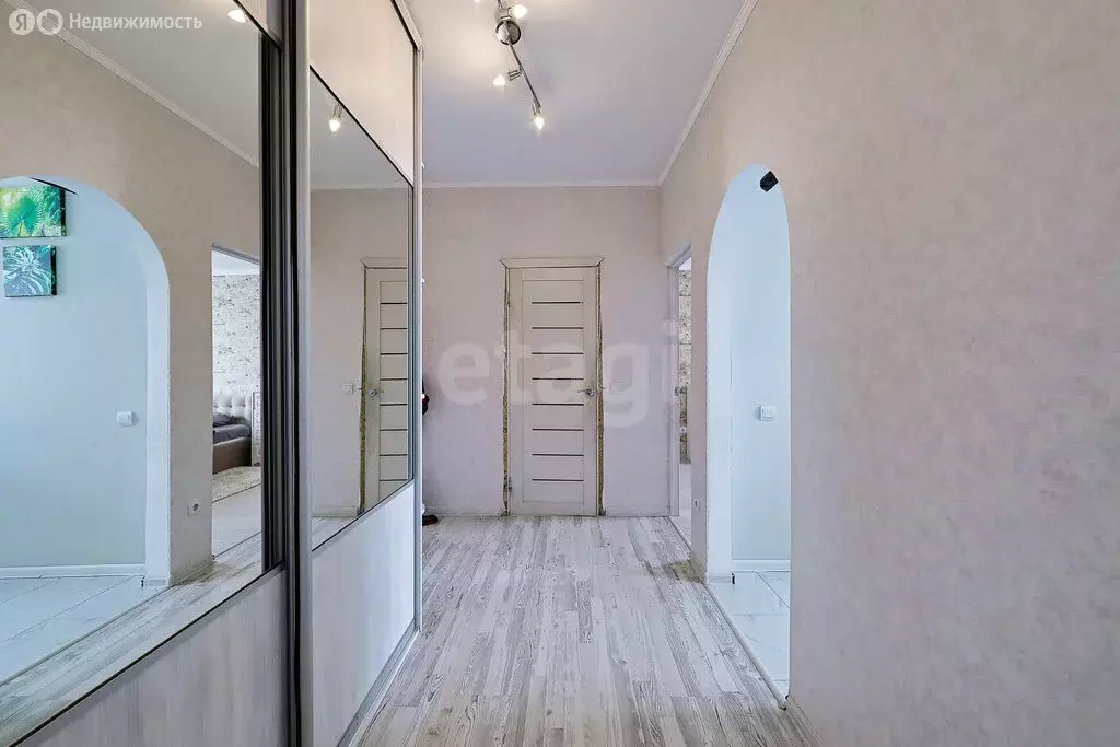 2-комнатная квартира: Калининград, улица Левитана, 12 (58 м) - Фото 2