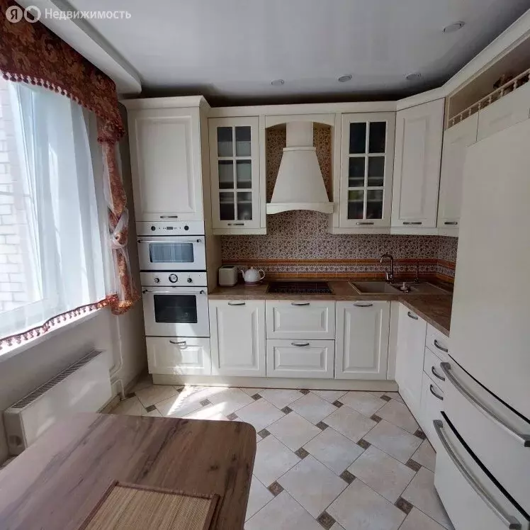 2-комнатная квартира: Екатеринбург, улица Калинина, 22 (57.8 м) - Фото 0