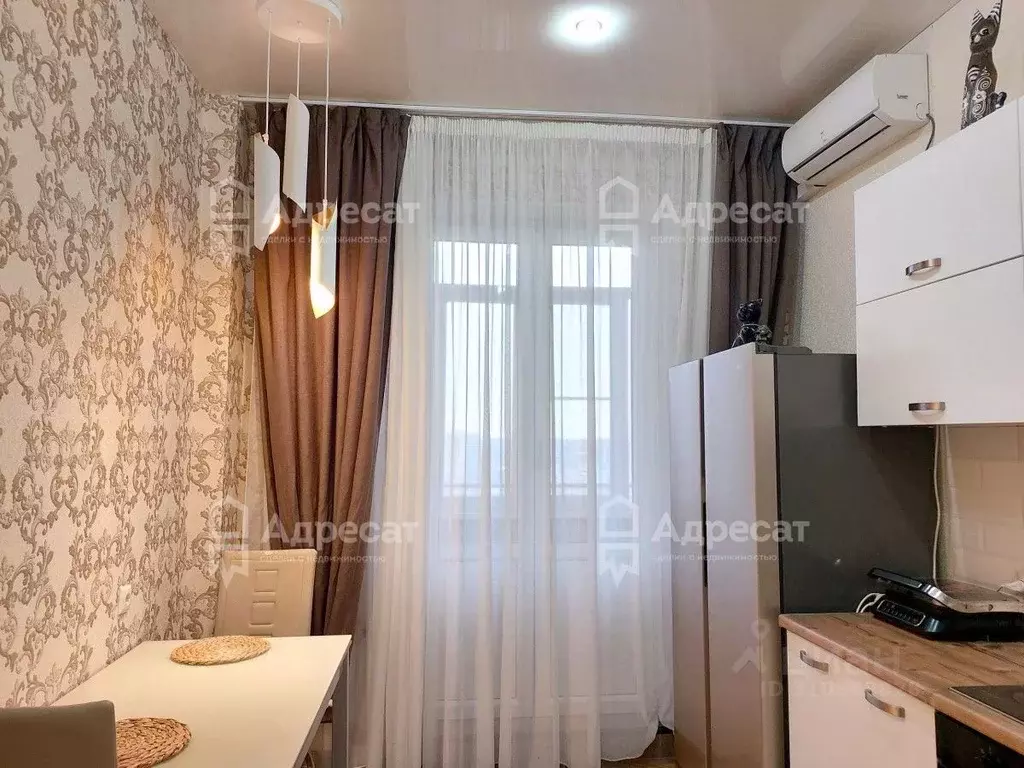 2-к кв. Волгоградская область, Волгоград Ангарская ул., 71 (79.7 м) - Фото 2