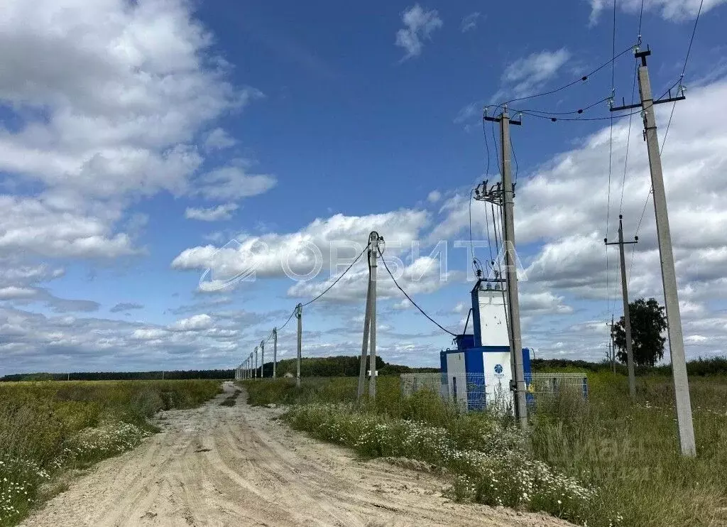 Участок в Тюменская область, Тюменский район, с. Горьковка ул. ... - Фото 0