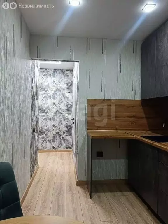 2-комнатная квартира: Барнаул, улица Сухэ-Батора, 8 (44 м) - Фото 2