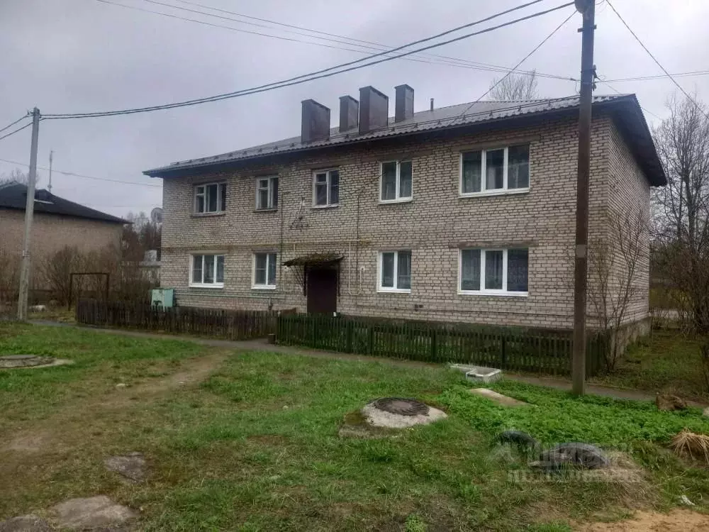 2-к кв. Ленинградская область, Лужский район, Толмачево городской ... - Фото 0