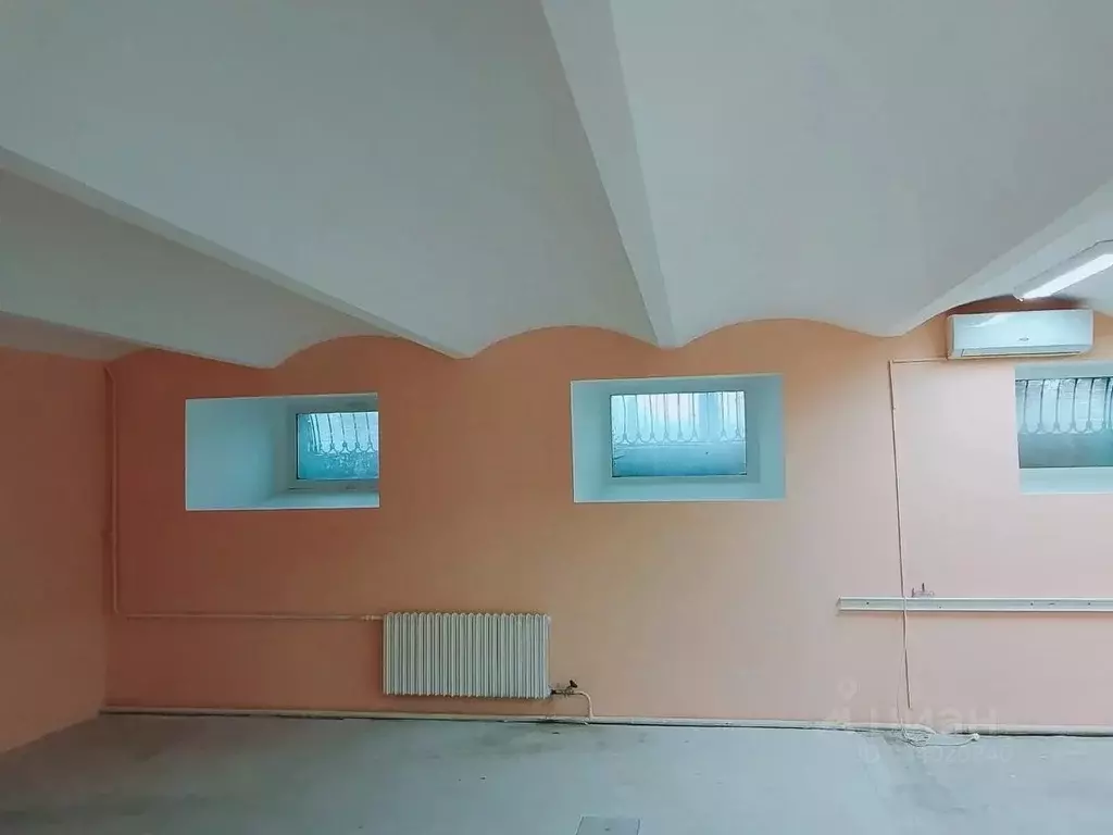 Помещение свободного назначения в Москва Москворецкая наб., 9с1 (250 ... - Фото 1