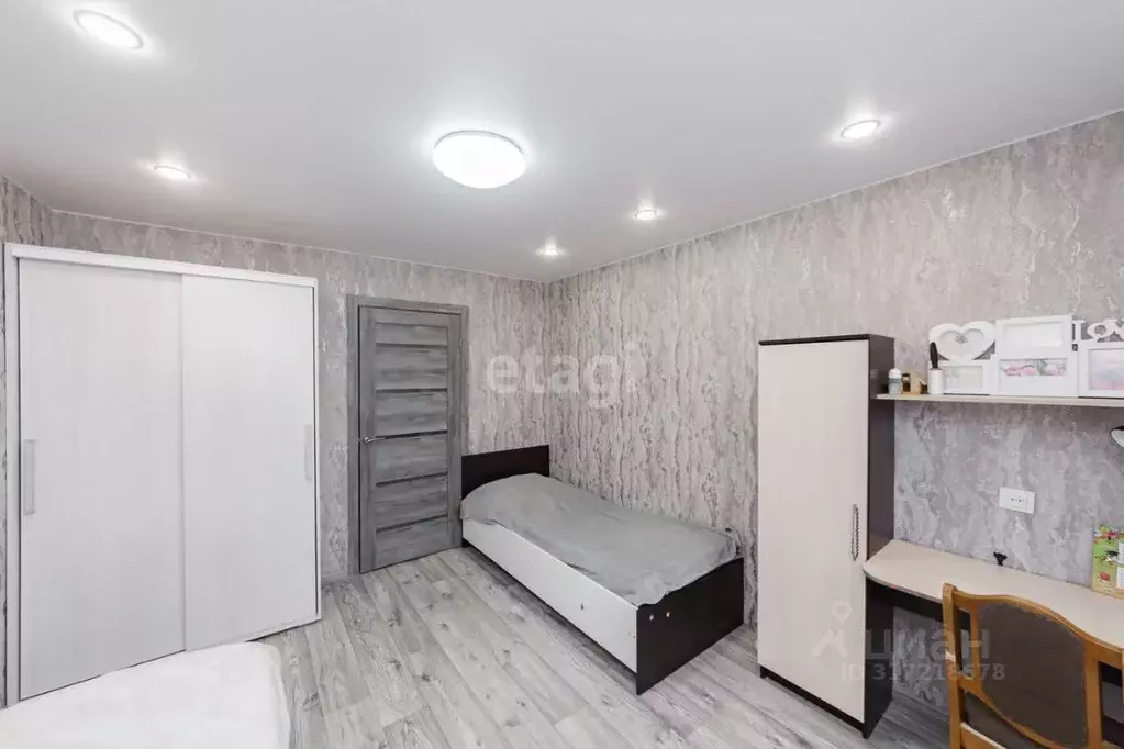 3-к кв. Тюменская область, Тюмень ул. Монтажников, 14 (53.0 м) - Фото 0