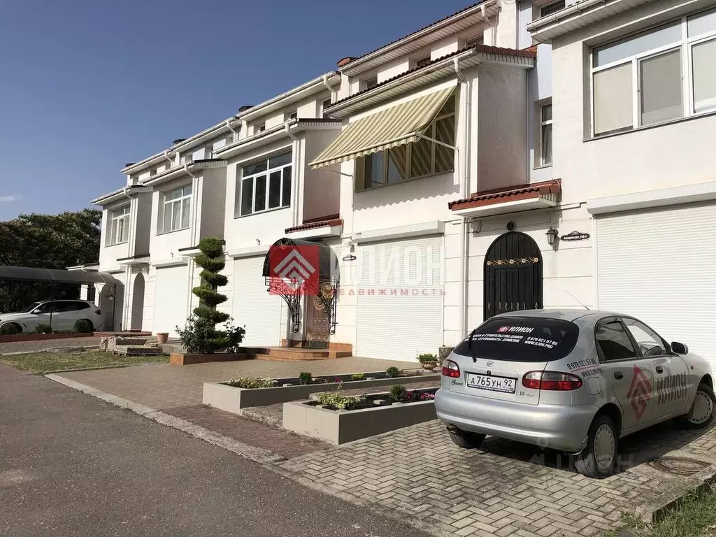 Таунхаус в Севастополь ул. Лазаревская (216 м) - Фото 2