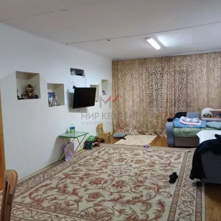 Дом в Тыва, Кызыл ул. Ооржака Лопсанчапа (264 м) - Фото 1