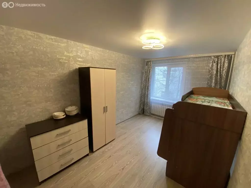 1к в 4-комнатной квартире (12 м) - Фото 1