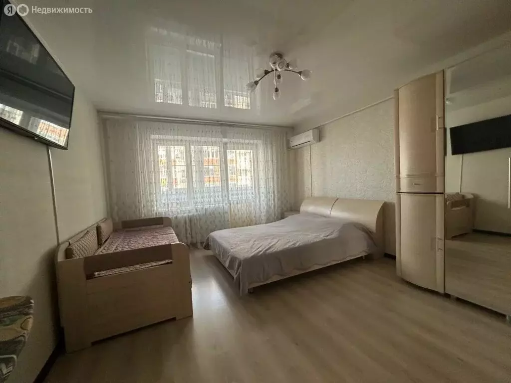 3-комнатная квартира: Ставрополь, улица 50 лет ВЛКСМ, 99 (100 м) - Фото 1