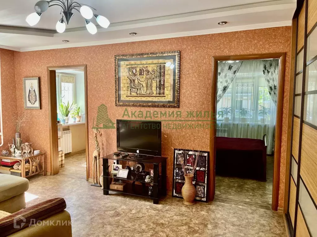 Продаётся 3-к квартира, 61.6 м - Фото 1
