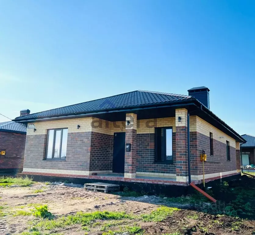 Дом в Татарстан, Лаишевский район, Егорьевское с/пос, д. Кзыл-Иль ул. ... - Фото 1