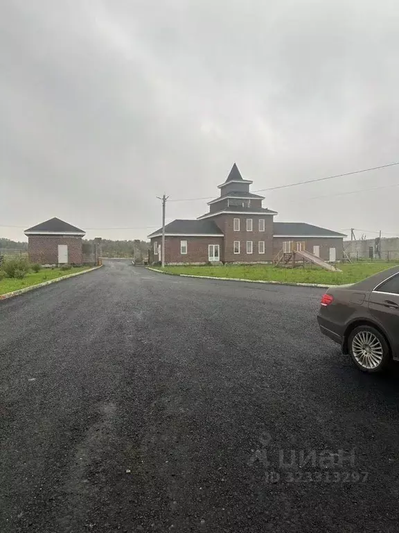 Участок в Ленинградская область, Тосненский район, Федоровское ... - Фото 1