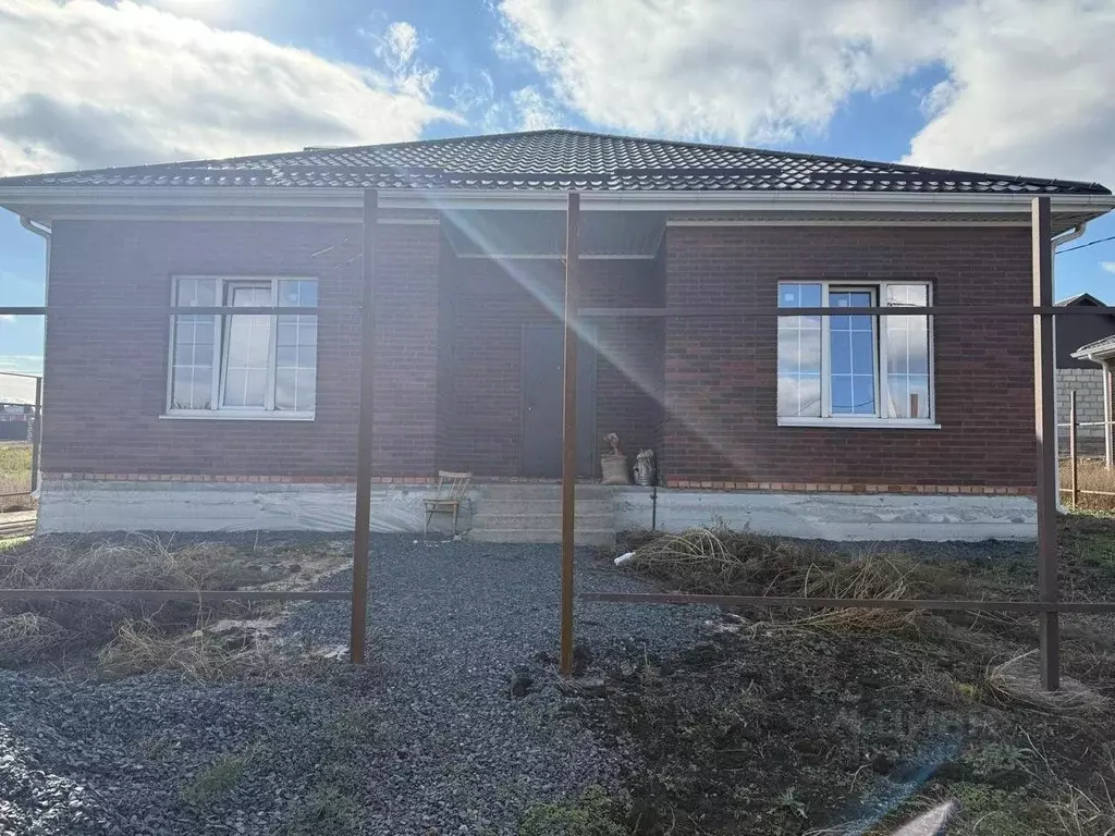 Дом в Ростовская область, Аксай ул. Юрия Жульева (120 м) - Фото 1