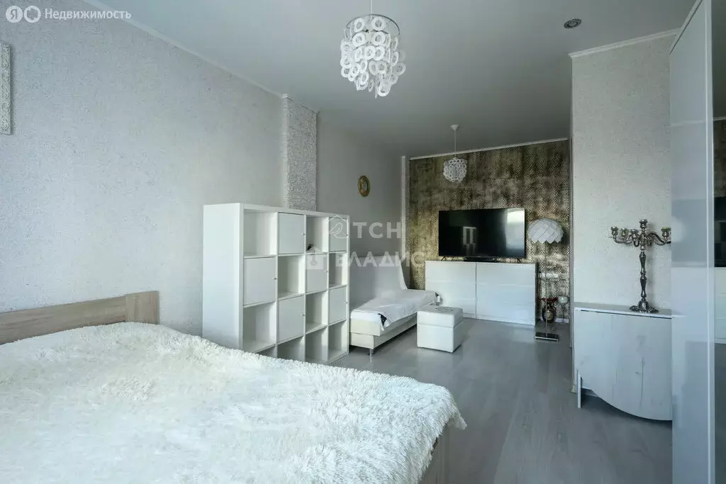 1-комнатная квартира: посёлок городского типа Свердловский, Заречная ... - Фото 1