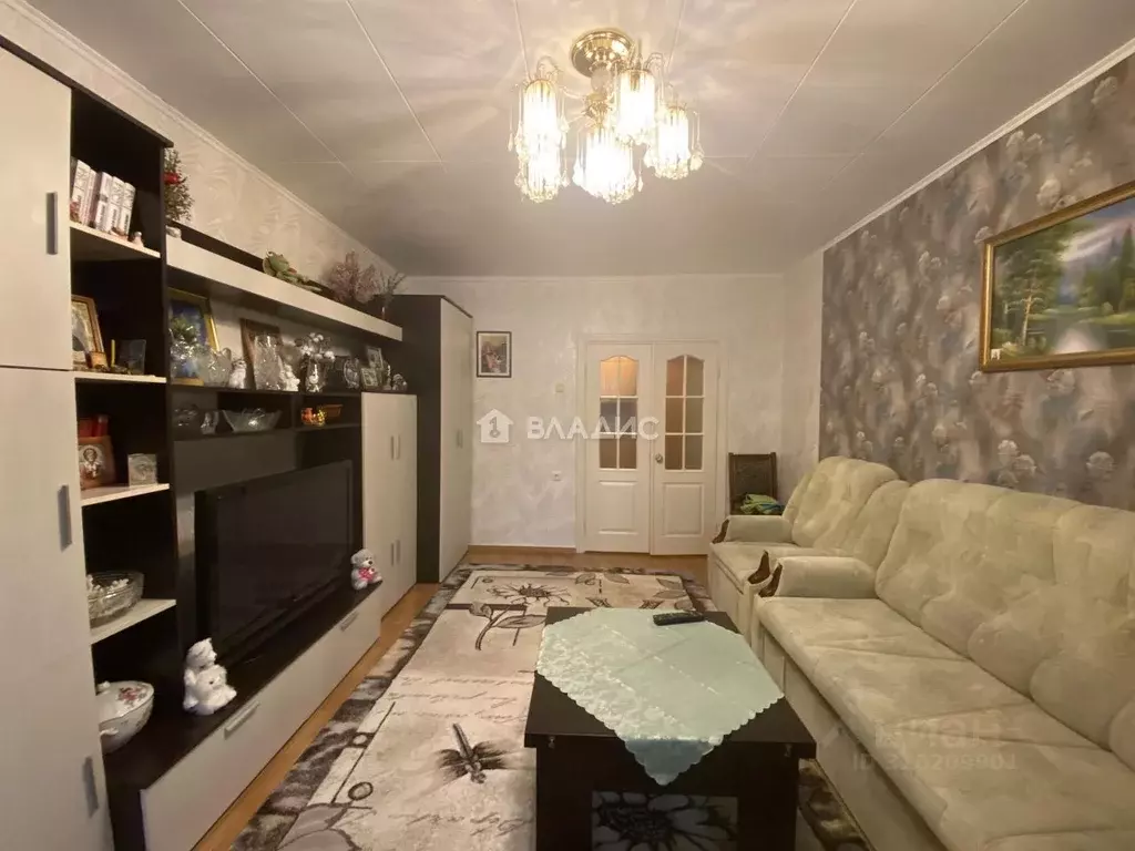 3-к кв. Белгородская область, Старый Оскол Северный мкр, 2 (65.0 м) - Фото 0