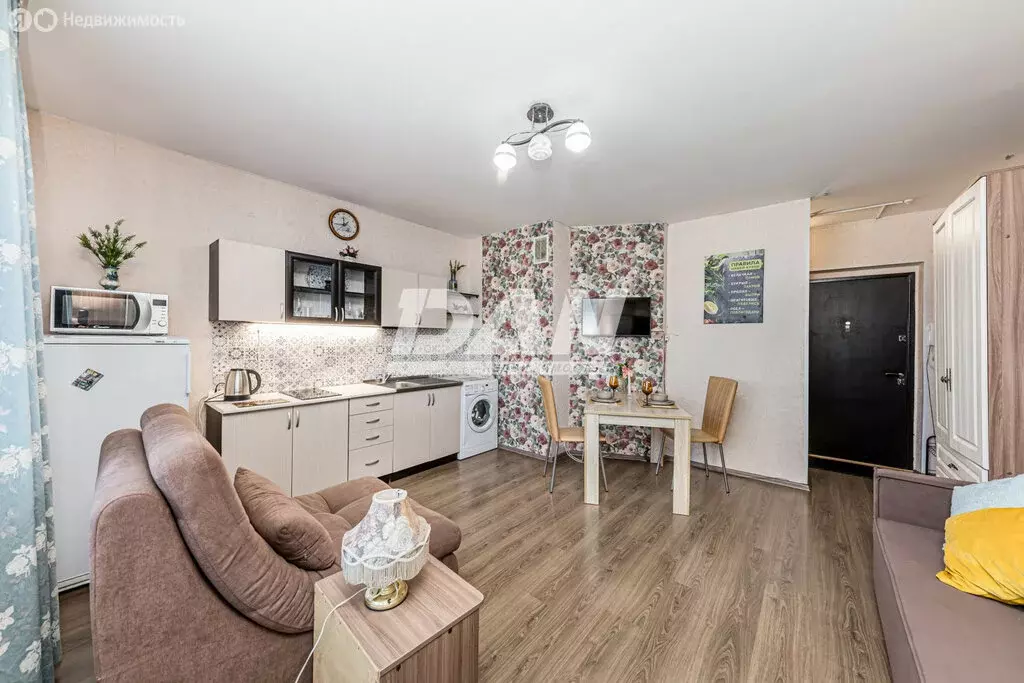 Квартира-студия: Челябинск, улица Петра Столыпина, 19 (24.6 м) - Фото 1