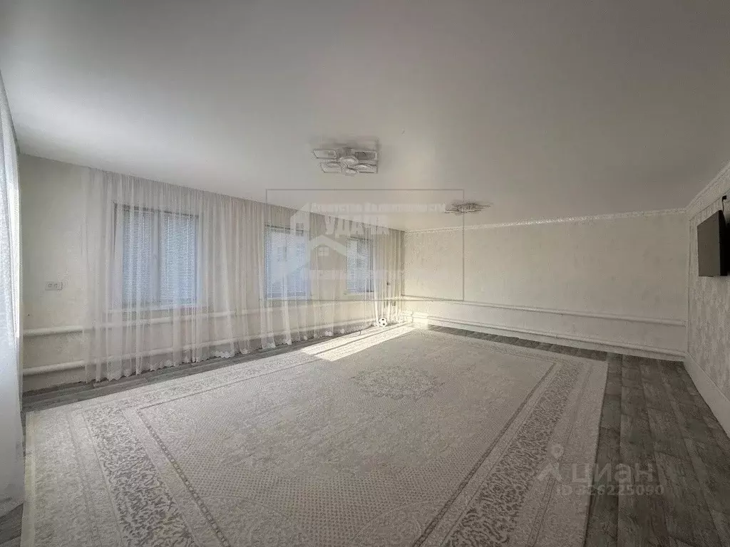 Дом в Оренбургская область, Орск пос. Нагорный, ул. Лазо, 17 (124 м) - Фото 1