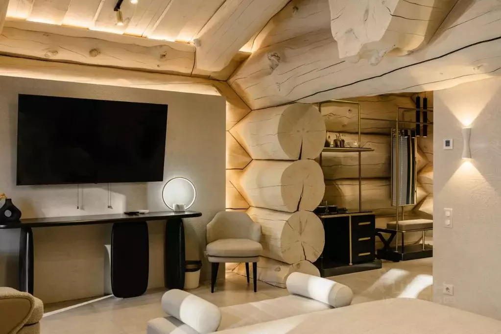 Дом в Алтайский край, Белокуриха ул. Бреславского, 68 (200 м) - Фото 2