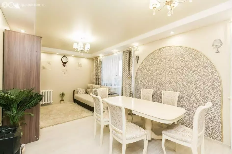 3-комнатная квартира: микрорайон Мелиораторов, улица Голышева, 4 (91 ... - Фото 1