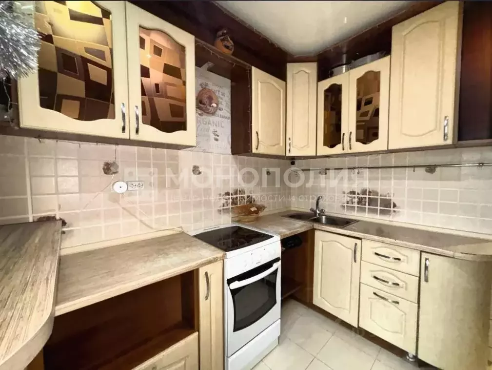 3-к кв. Амурская область, Белогорск ул. Кирова, 47 (58.4 м) - Фото 1