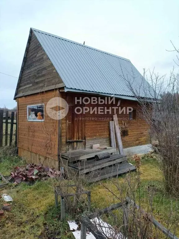 Дом в Свердловская область, Артемовский муниципальный округ, с. ... - Фото 1