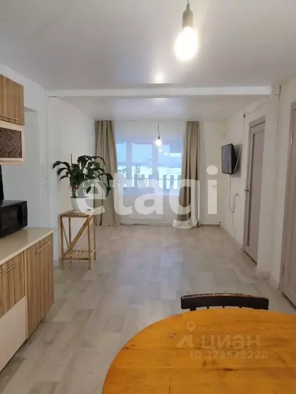 Дом в Красноярский край, Красноярск ул. 3-я Камчатская, 3 (61 м) - Фото 1