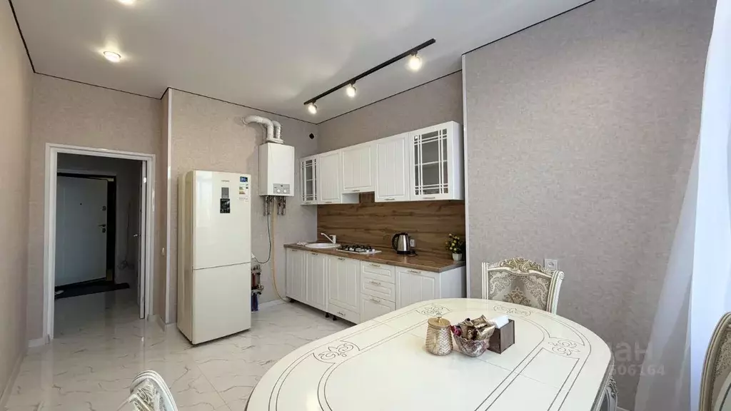 1-к кв. Кабардино-Балкария, Нальчик ул. Шарданова (45.7 м) - Фото 1