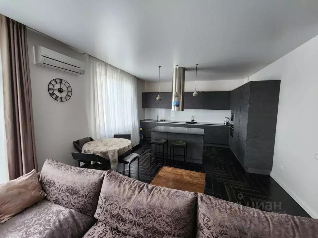 3-к кв. Москва Рублевское ш., 70к5 (96.0 м) - Фото 1