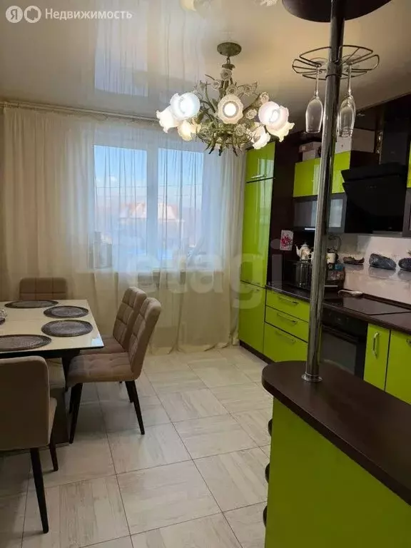 3-комнатная квартира: село Троицкое, улица Матросова, 23 (76 м) - Фото 2