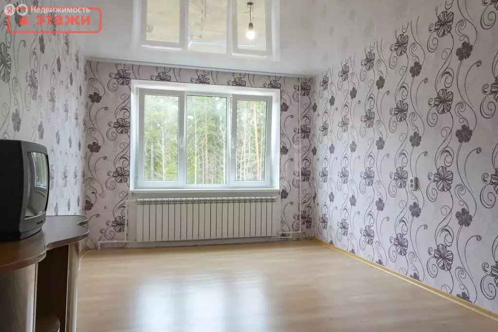 2-комнатная квартира: посёлок Кварцитный, 17 (55.6 м) - Фото 1